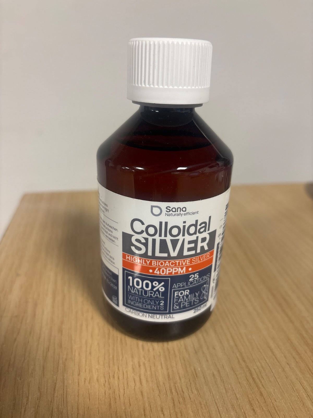 297231 - ARGJEND Koloidal 40 PPM, 250 ml, ujë argjendi premium për njerëz, qen dhe mace, neutral ndaj karbonit, 100% natyral.
