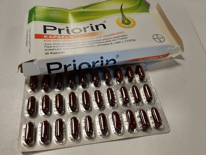 303574 - PRIORIN Kapsula për rënien e flokëve, 30 kapsula, për gratë