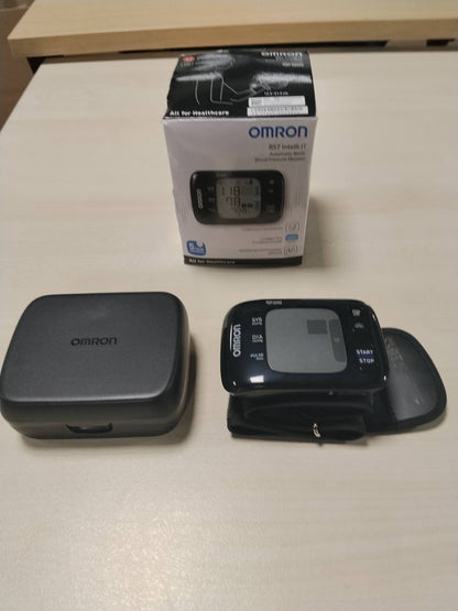 296586 - OMRON RS7 Intelli IT, Monitor dixhital i tensionit të gjakut për kyçin e dorës, me Bluetooth