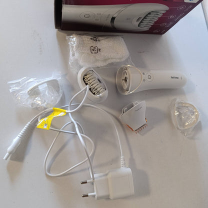 292259 - PHILIPS Series 8000, Depilator i thatë dhe i lagësht pa tel për këmbë dhe trup, me 6 aksesorë, makinë prerëse dhe aksesor për eksfoliimin e trupit, modeli BRE715/00