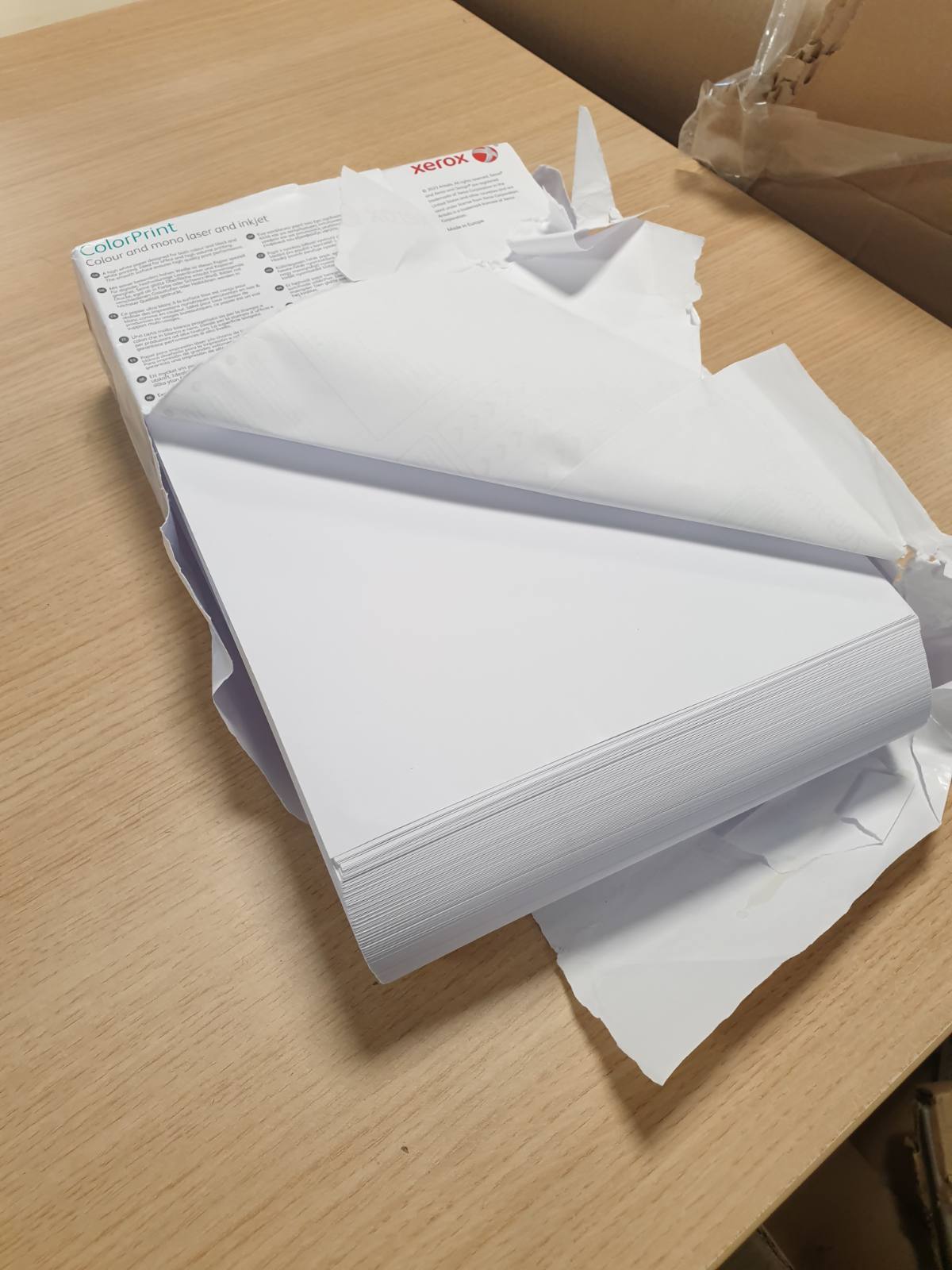 296295 - XEROX ColorPrint - Letër e Bardhë A4 me Cilësi Premium, 120 g/m² - Pako me 500 fletë 003R96602