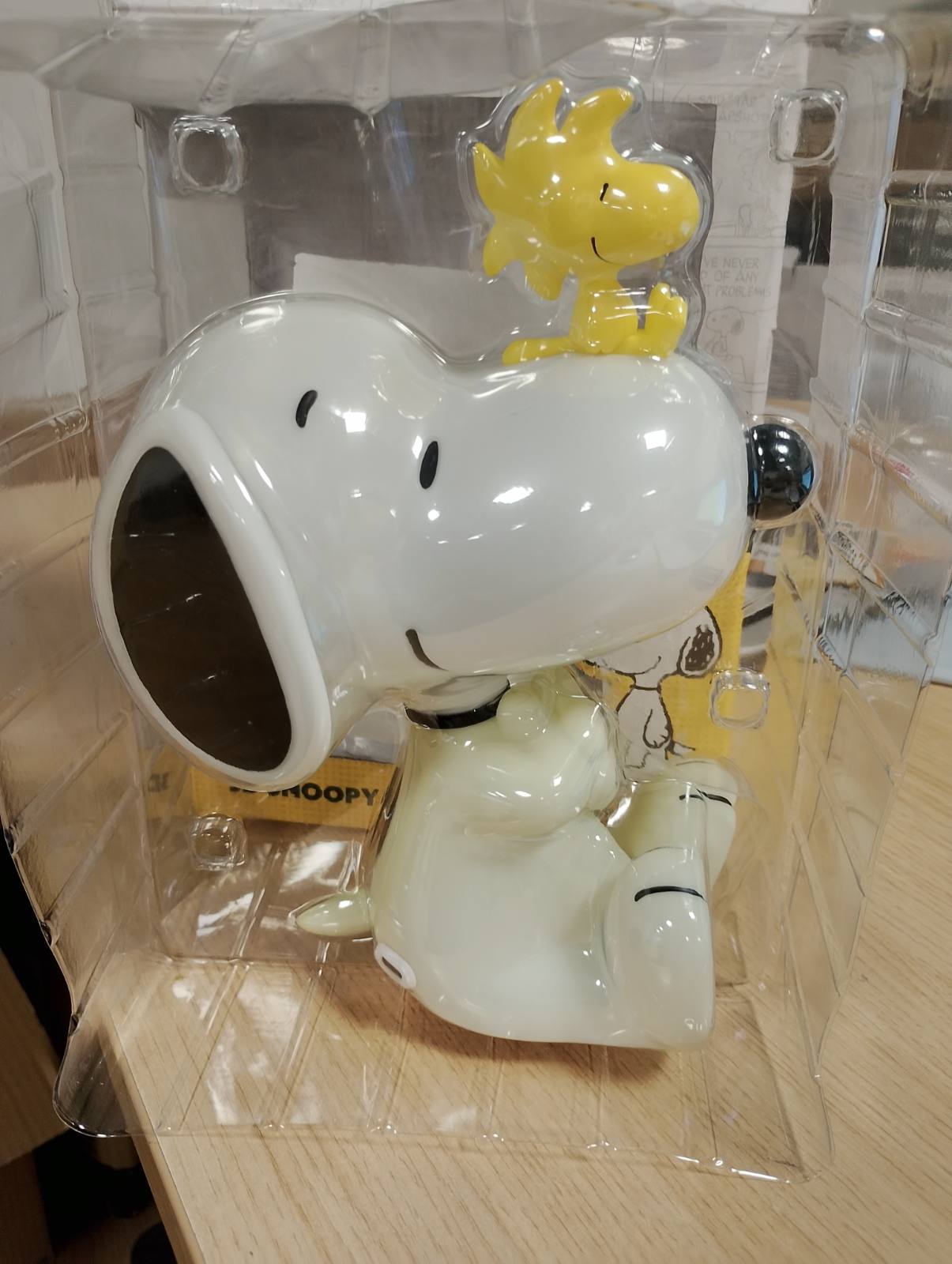 195514 - GRUPO ERIK - Llambë Dekorative Snoopy për Fëmijë, Dritë Nate dhe Komodine, Material Plastik