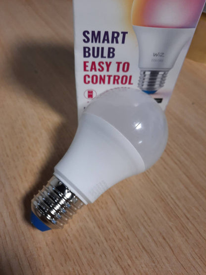 198050 - WIZ Lyhte LED Wi-Fi BLE, Fuqia 60W, Forma A60, Ndricues E27, Spektri 822-65 RGB, Pack 1/6