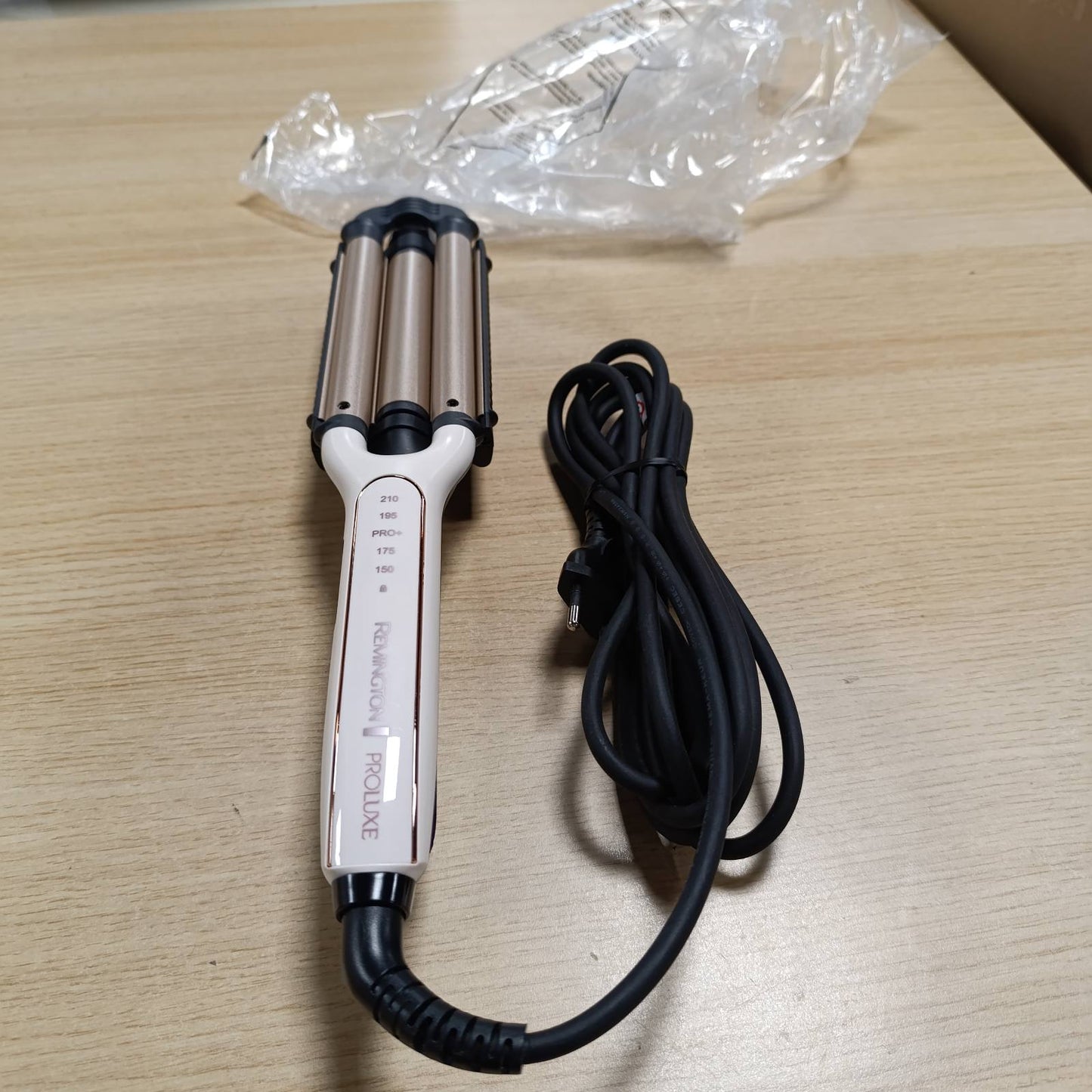 321093 - REMINGTON Hekur me Valë CI91AW [Fitues i Testit] Hekur Kaçurrelash ProLuxe 4-në-1: Plazh, Valë Natyrale, Valë Uji, (Ekran Dixhital, Cilësim Temperature deri në 210°C)