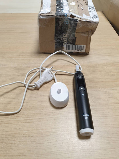 297851 - ORAL-B Furçë dhëmbësh elektrike iO Series 6 Plus Edition, 3 koka furçe, 5 mënyra pastrimi, Çantë udhëtimi, e projektuar nga Braun, e zezë