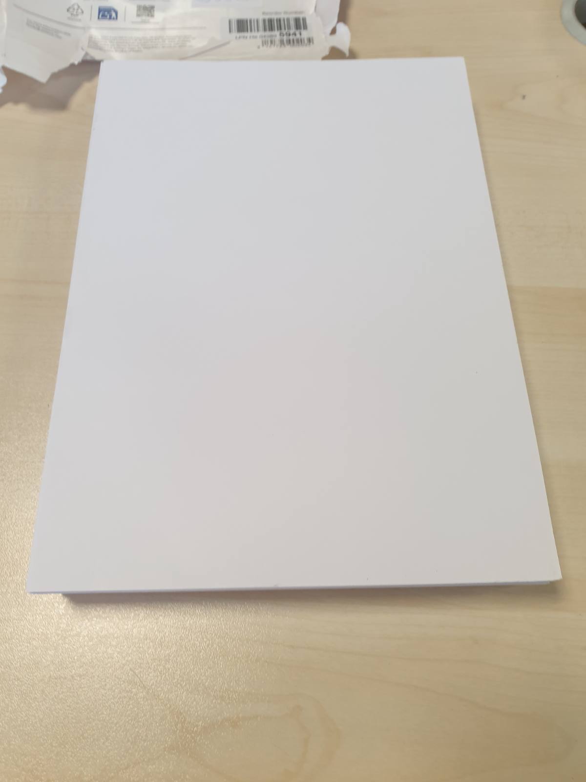299822 - LETËR LAZER ME NGJYRA HP, 120 g/m², DIN A4, 250 FLETË, E BARDHË
