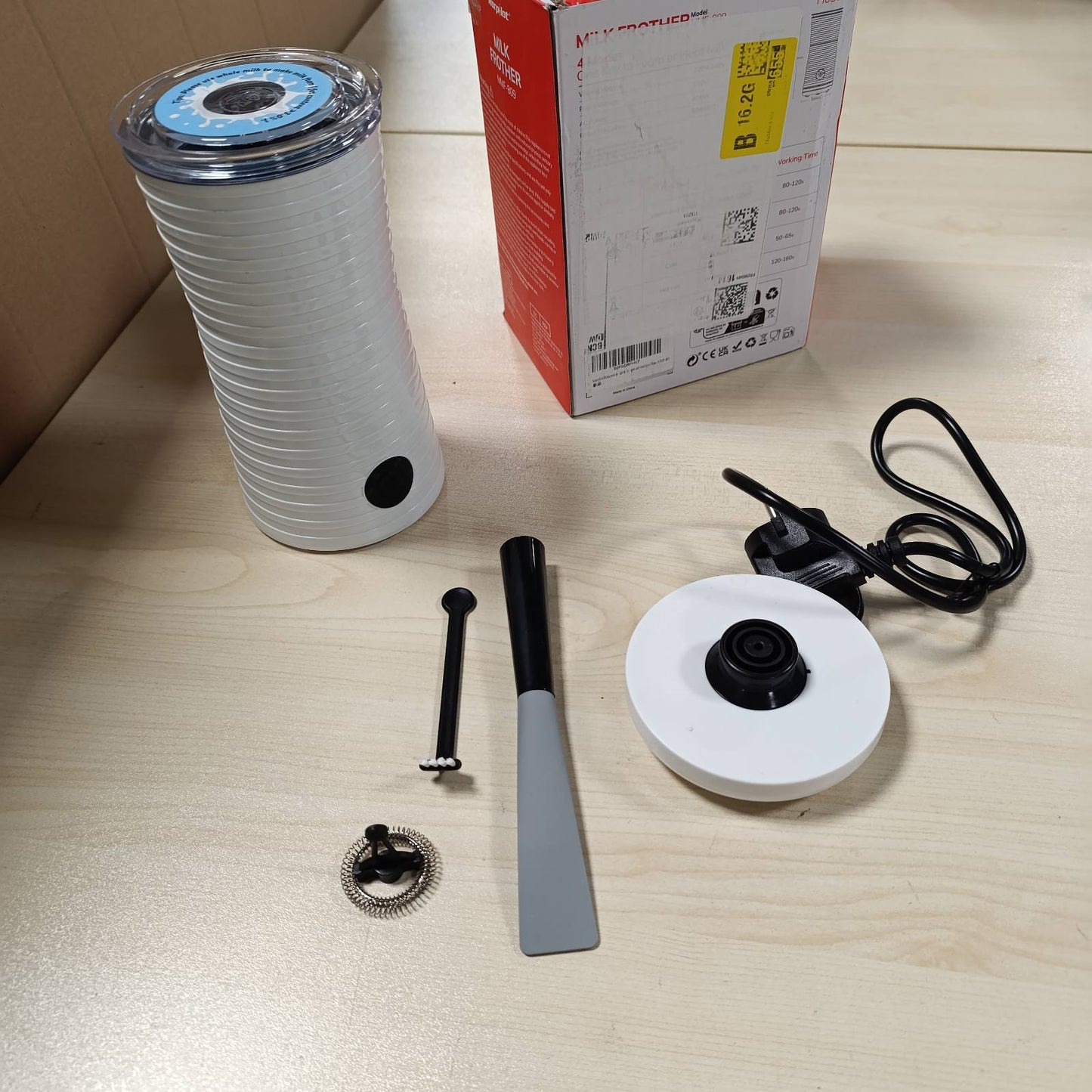213719 - Morpilot 4-në-1 Shkumëzues Qumështi Elektrik me Shkumë të Nxehtë dhe të Ftohtë dhe Ngrohës Qumështi, Emulsifikues Automatik 400W 240ml për Cappuccino, Macchiato dhe Latte