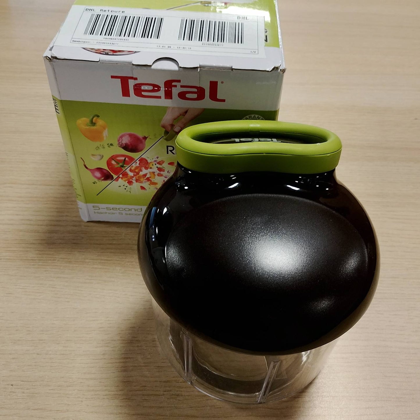 185113 - TEFAL K1320404 Prerës Manual 5-Sekondash, Kapacitet 900ml, Materiali Çelik Inox, Për Gatim të Shpejtë të Perimeve, Mishi, Arrave dhe Qepës, Ngjyra e Zezë dhe e Gjelbër