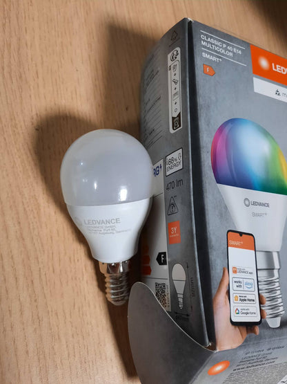 197560 - LEDVANCE SMART+ MATTER Llampa LED, E14, 4.9W, 470lm, e bardhë e ngrirë, me kontroll zëri dhe aplikacion, e pajtueshme me Google, Alexa, Apple, dritë e bardhë dhe me ngjyra, jetëgjatësi 20,000 orë, në pako të vetme