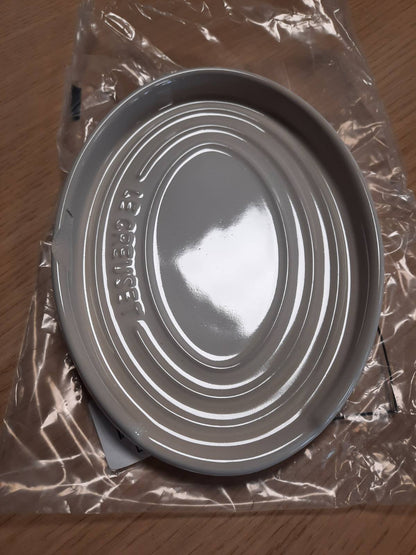 196972 - LE CREUSET - Mbështetëse lugësh ovale prej guri, Ngjyra Marengë