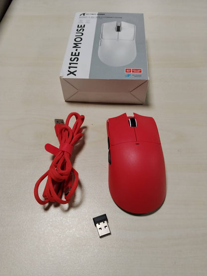 295832 - ATTACK SHARK Maus pa tel për lojëra X11SE, 63g, sensor PixArt PAW3311, 22000 DPI, BT/2.4 GHz/me tel, 1000Hz, 300mAh, Drajverë të dyfishtë, për PC/Xbox/Mac, i kuq