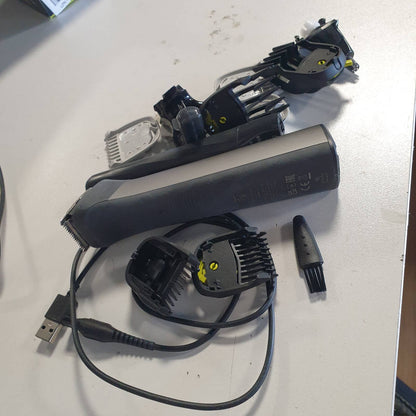 292228 - PHILIPS SERIES 9000 - Makinë prerëse 13-në-një + OneBlade, komplet i plotë prerësish, prerje precize, 27 gjatësi prerjeje (nga 0.2 deri në 20 mm), modeli MG9530/15