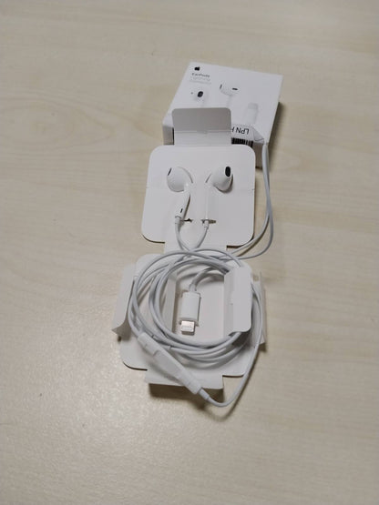 299671 - APPLE Kufje EarPods me lidhës Lightning