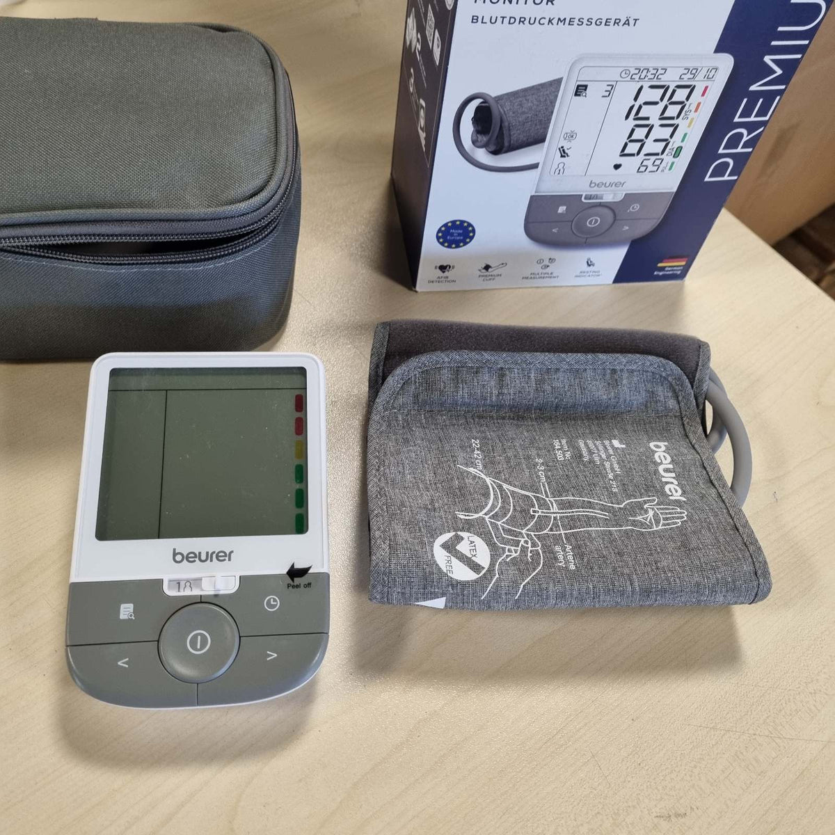 300388 - BEURER Monitor tensioni i gjakut BM 53, për krahun e sipërm, i prodhuar në Evropë, i validuar klinikisht, zbulim i AF, gri-i bardhë