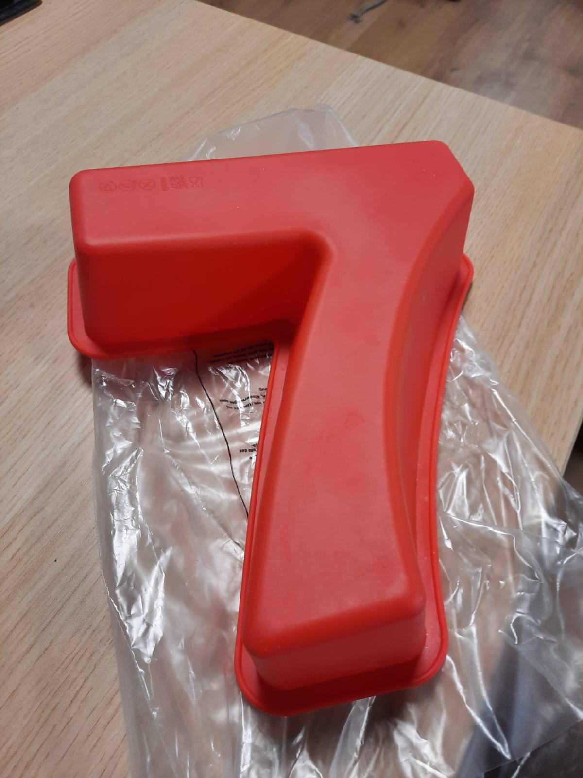 163082 - YXHZVON - Forma e madhe numër 7 për tortë, nga silikoni, 3D, ideale për festa dasmash dhe ditëlindjesh