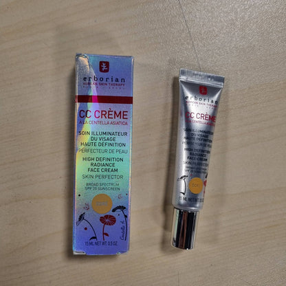 300693 - Erborian Krem CC për fytyrën me ngjyrë dhe Centella Asiatica - 15 ml, me SPF 25