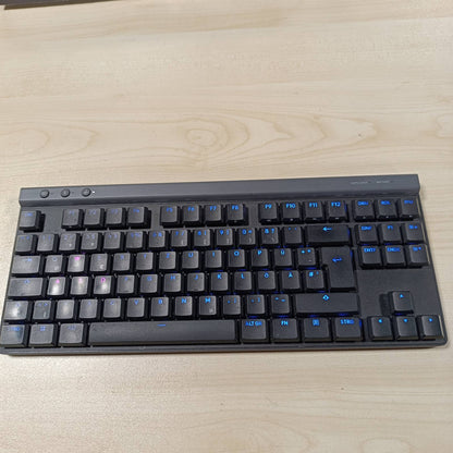 267732 - LOGITECH Tastierë pa tel G G515 Lightspeed TKL, LIGHTSYNC RGB, profil i hollë pa tastierë numerike, taste PBT, çelësa mekanikë linearë, QWERTZ - e zezë