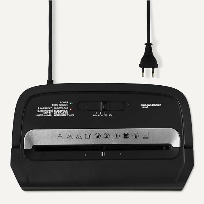 167461 - Amazon Basics Grirëse letre dhe kartash krediti me prerje mikro për siguri të lartë, 6 fletë, 14 litra, me doreza, dizajn kompakt për shtëpi, ngjyrë e zezë.