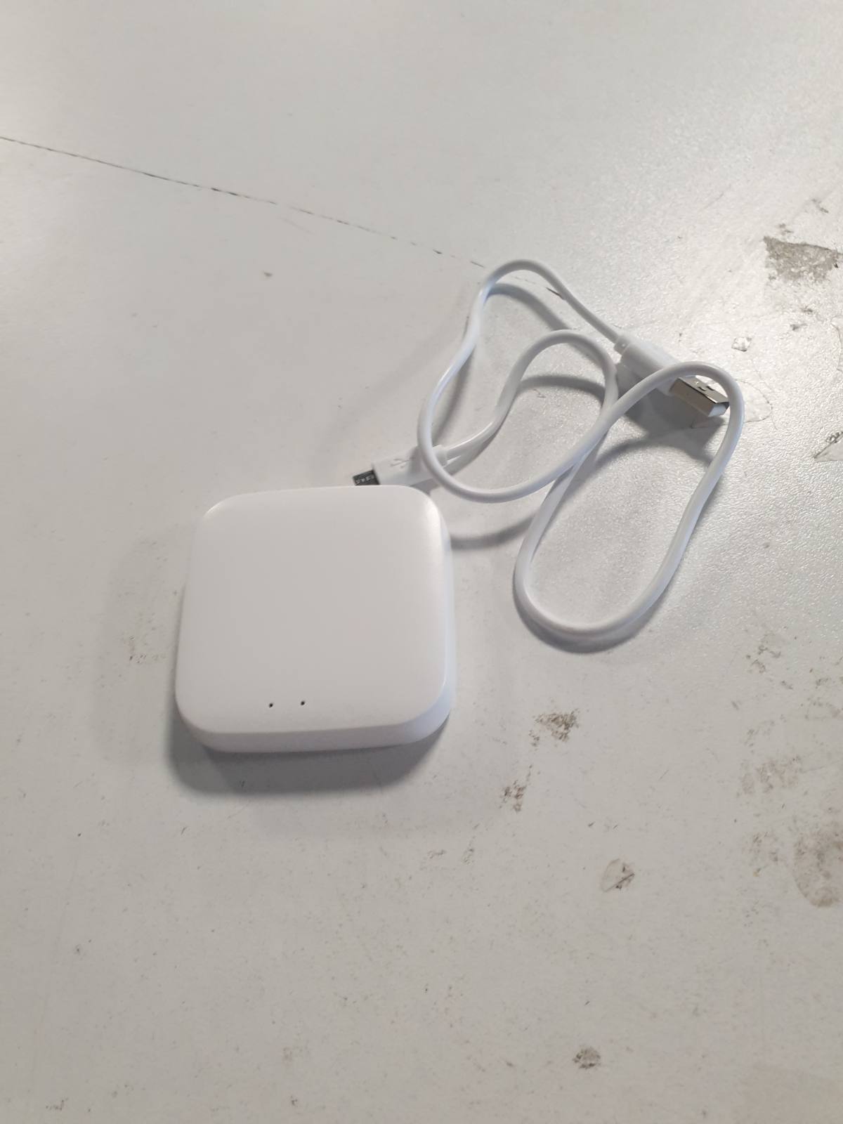 273339 - MOES TUYA ZIGBEE DHE BLUETOOTH MULTI-MODE SMART HOME GATEWAY, FUNKSIONON ME PRODUKTET TUYA, KONTROLL ZANOR ME ALEXA DHE GOOGLE HOME