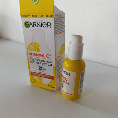 275832 - GARNIER Skin Active Serum 2-në-1 50 ml, rrit shkëlqimin, hidratim dhe shkëlqim 72-orësh, SPF 25, vitaminë C, vegan dhe pa mizori