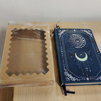 320156 - Ditar me pika TIEFOSSI, 160gsm, 190 faqe të numëruara, Fletore lëkure me kapak të fortë A5 për shkrim, për gra dhe burra