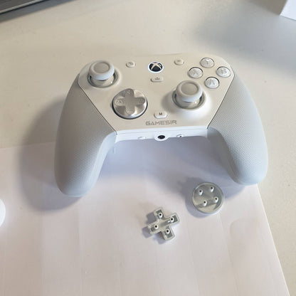272810 - GAMESIR Kontrollues G7 Pro 1000Hz me Stacion Ngarkimi, Xbox Series X|S, Xbox One, Win 10/11, Android, ngjyrë e bardhë