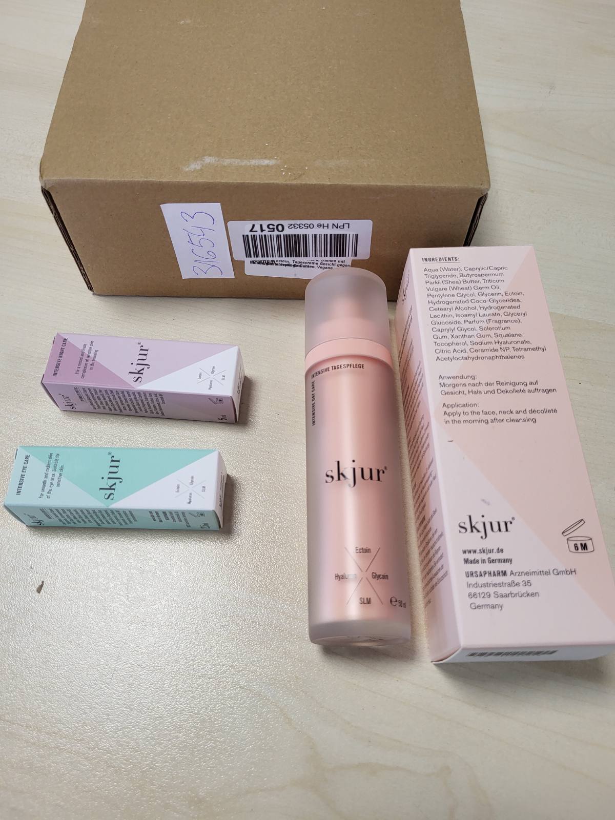 316543 - SKJUR Krem Ditor Intensiv, 50 ml, me acid hialuronik dhe ektoinë, krem ditore kundër rrudhave, kujdes për lëkurën vegane