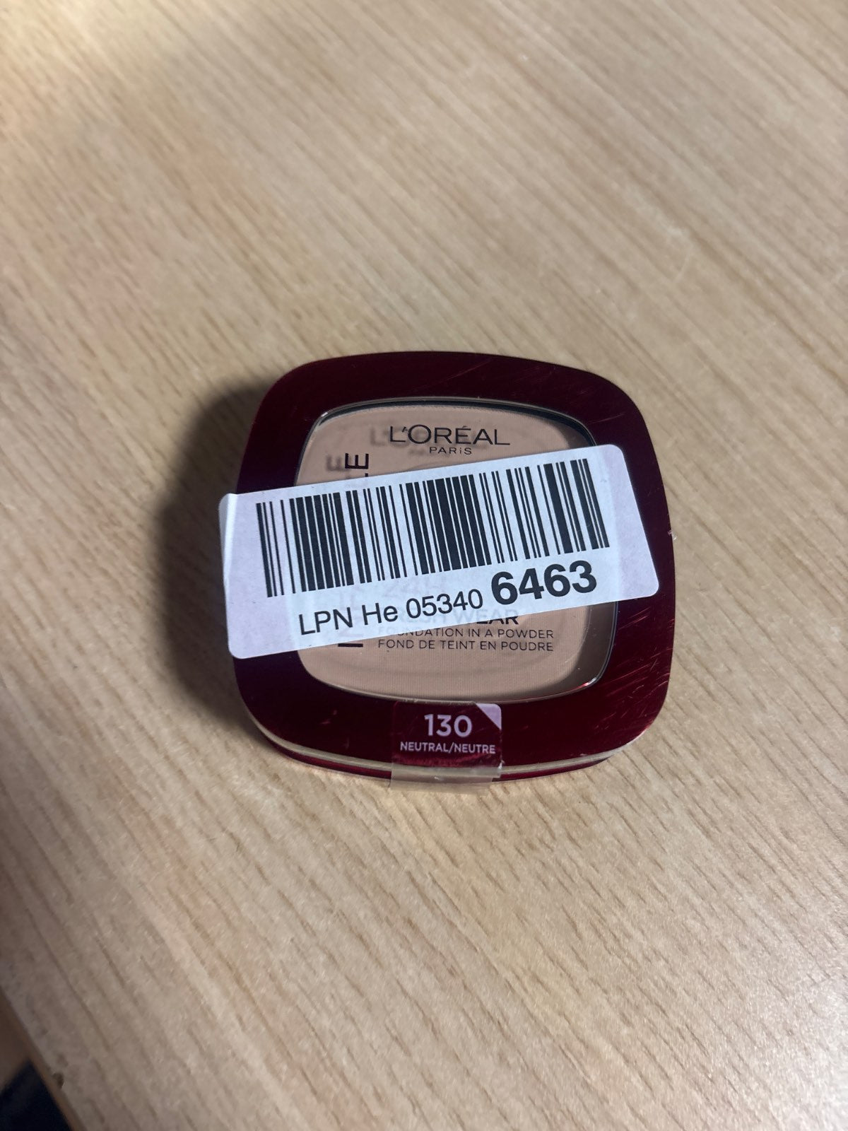 298636 - L'ORÉAL PARIS Fondatinë Pudre me Qëndrueshmëri të Gjatë, Rezistent ndaj Ujit, 9 g, Nuanca: Skin Beige (130)