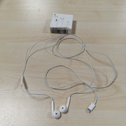 268751 - APPLE Kufje EarPods me lidhës Lightning