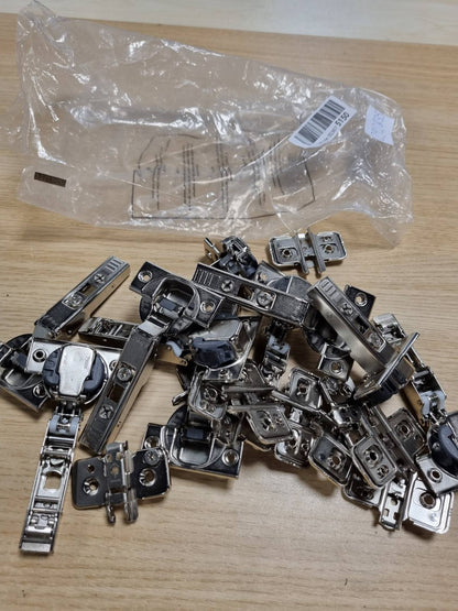 292835 - BLUM Menteshe mobiljesh 10x CLIP sipër BLUMOTION 110°, mbyllje të butë 35 mm, rregullim tre-dimensional, e veshur me nikel