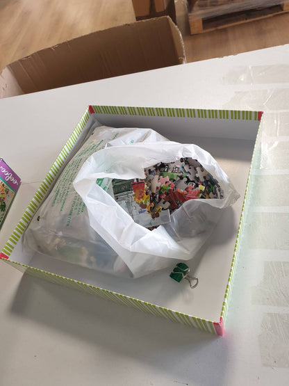 316893 - eeBoo Paris in a Day 1000 Cube Puzzle Art