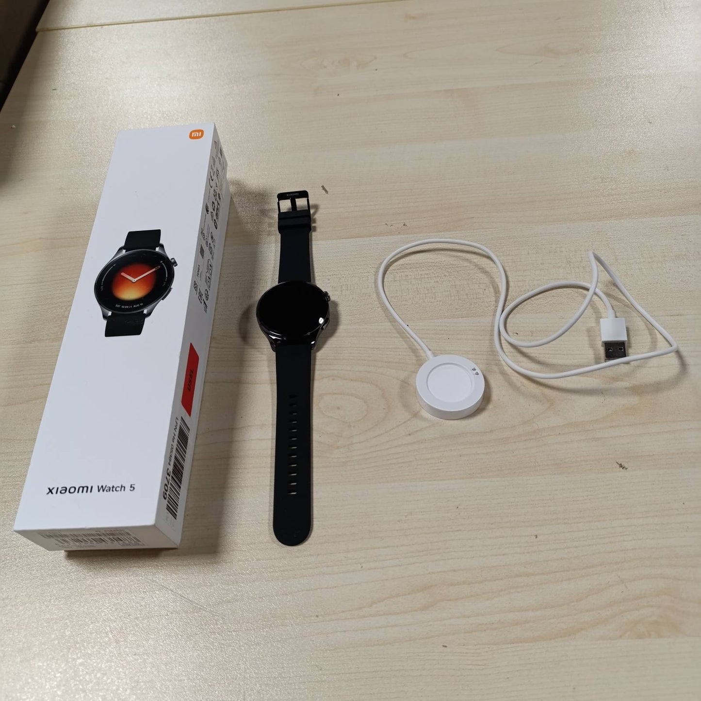276027 - ORA INTELIGJENTE XIAOMI Watch 5 47 mm, Google Wear OS, pagesë NFC, AI me Gemini, ekran 1.54", jetëgjatësi baterie deri në 6 ditë, gjurmim fitnesi me GPS, kontroll me gjeste, Bluetooth, vetëm Android, e zezë