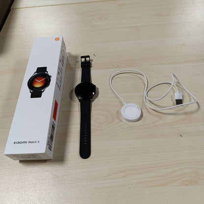 276027 - ORA INTELIGJENTE XIAOMI Watch 5 47 mm, Google Wear OS, pagesë NFC, AI me Gemini, ekran 1.54", jetëgjatësi baterie deri në 6 ditë, gjurmim fitnesi me GPS, kontroll me gjeste, Bluetooth, vetëm Android, e zezë