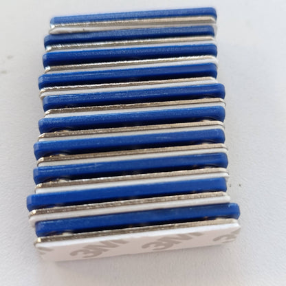 300188 - Distinktiv Magnetik i Personalizueshëm 75x32 mm, 10 copë, me 3 Magnetë të Fuqishëm Neodimi