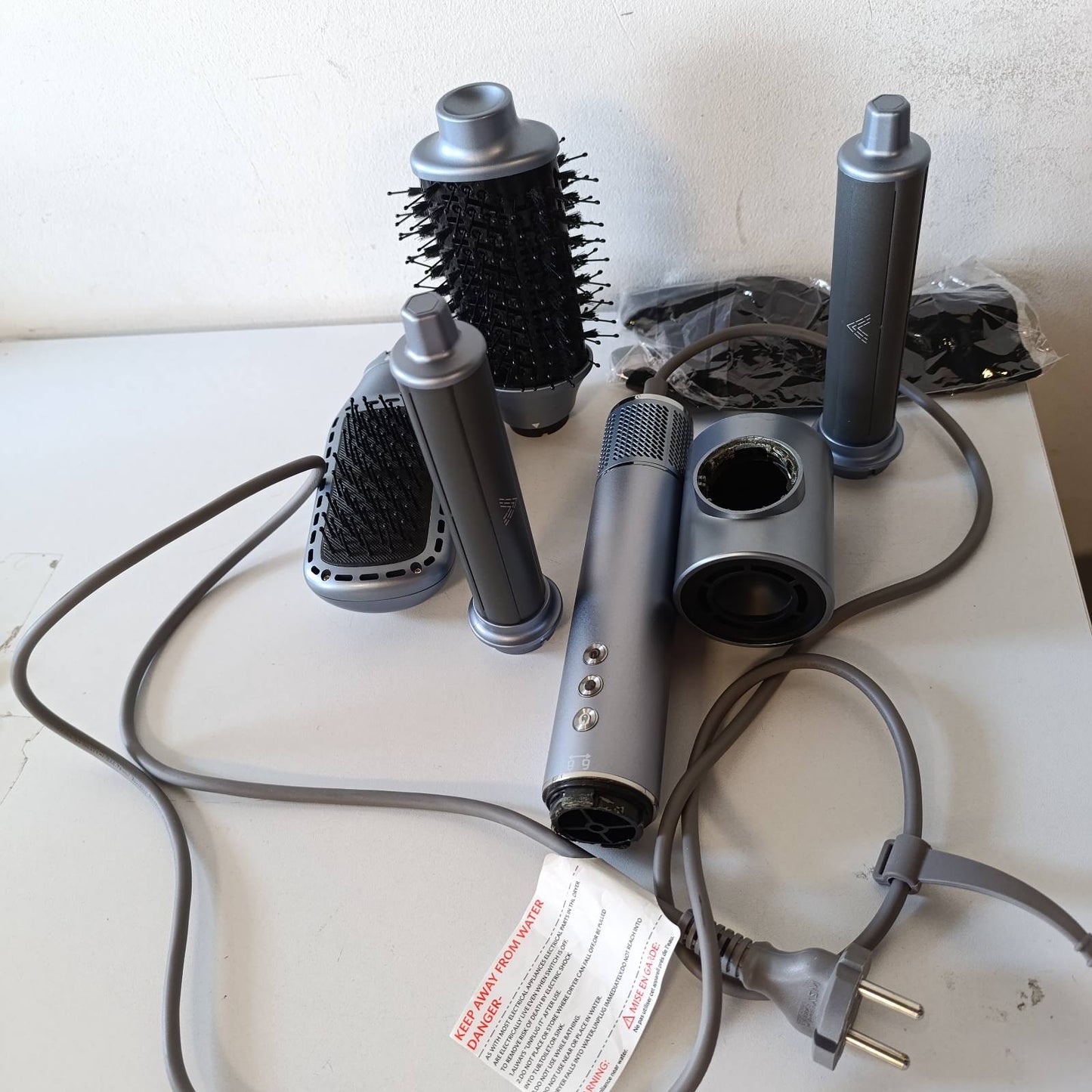 315848 - AIRSTYLER Pastrues flokësh 5 në 1, Tharëse flokësh me jone negative, Furçë drejtimi, Hekur kaçurrelash me ajër rrotullues
