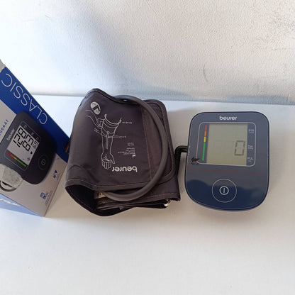 316729 - BEURER Monitor tensioni i gjakut BM 25 për krahun e sipërm, funksionim i thjeshtë me një buton, matje e saktë, zbulim i aritmisë, me port USB-C, manshetë, transferim të dhënash në Apple Health dhe aplikacione të ngjashme, blu