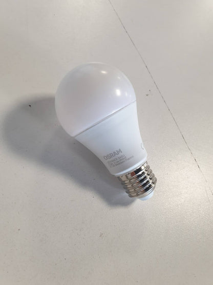 223768 - OSRAM SMART+ RGBW, llambë LED E27 me Matter over Wifi, e projektuar posaçërisht për Alexa, zëvendëson 60W, nga e bardha e ngrohtë në të bardhë të ftohtë, 16 milionë ngjyra RGB, 1 pako, nuk është e përputhshme me aplikacionin SMART+