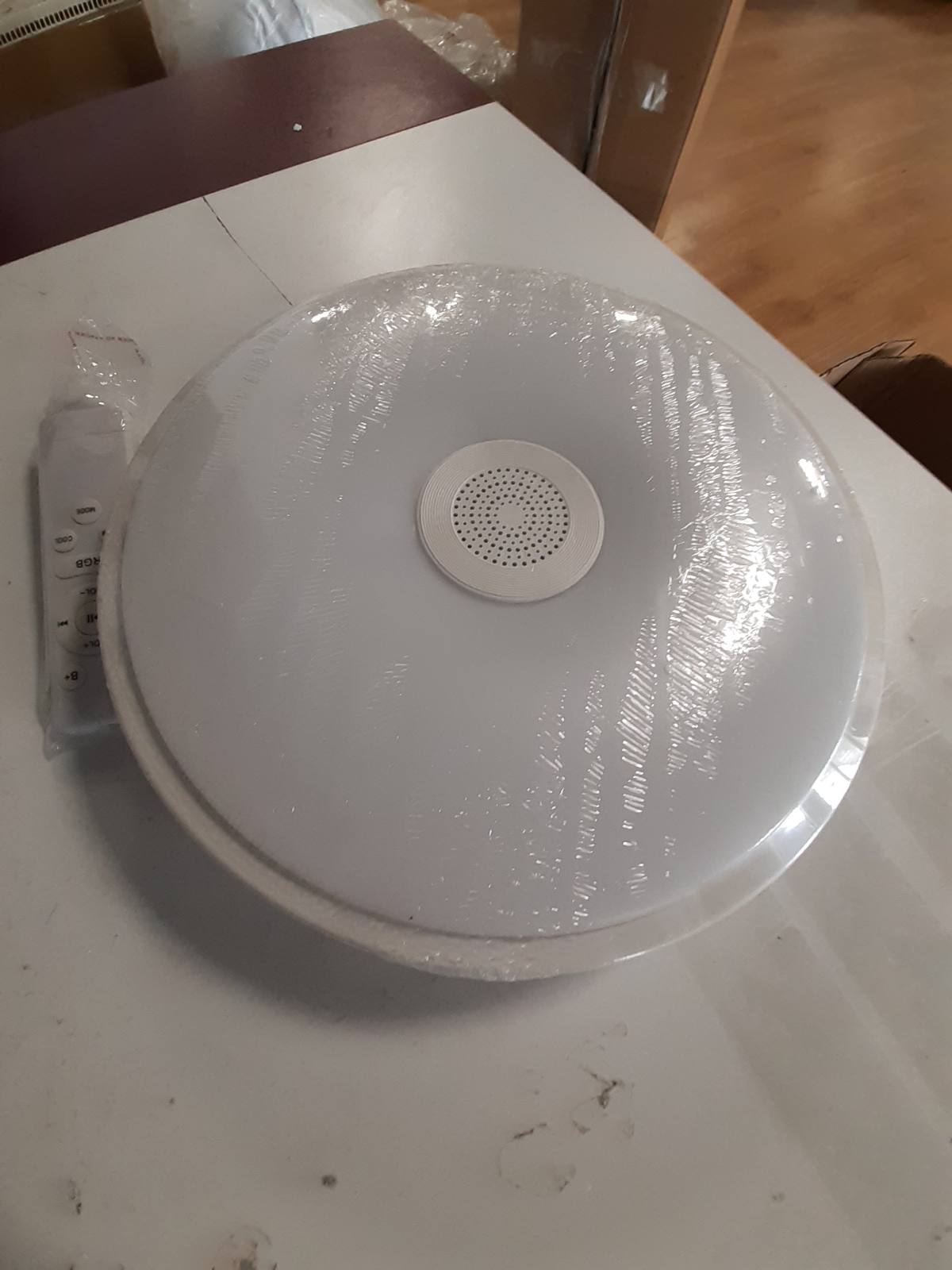 218095 - Llambë tavani LED 48W me errësim, ndriçues tavani me altoparlant Bluetooth, telekomandë dhe kontroll me aplikacion, ndryshues ngjyre RGB, Ø30cm