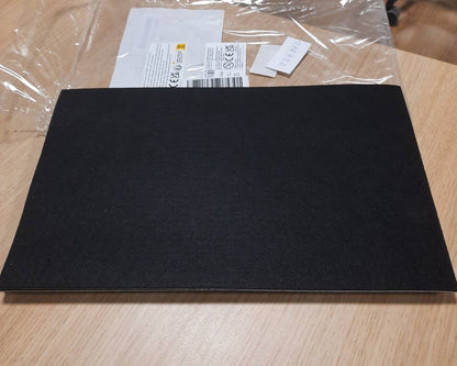 216732 - CHRORINE Pako me 8 fletë ndjeri të zeza vetëngjitëse 20 x 30 cm