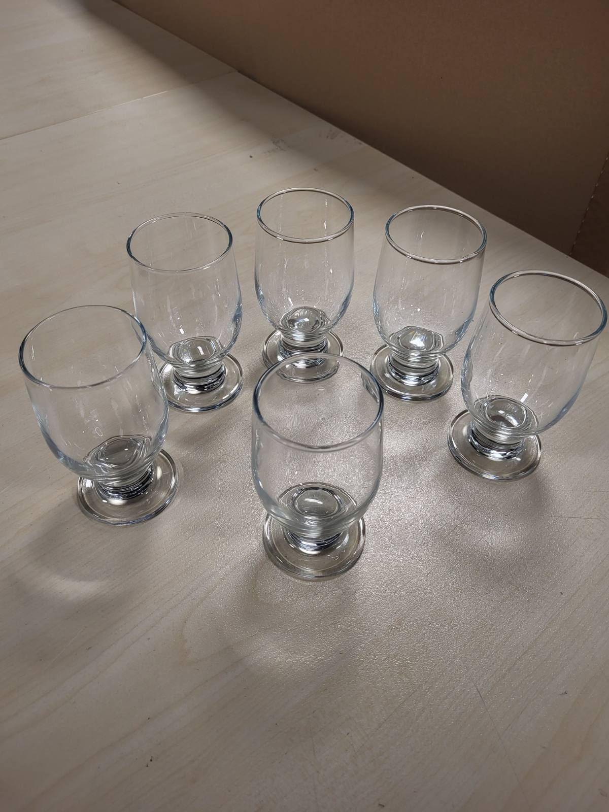 293603 - GLASMARK KROSNO 1992 Set me 6 Gota Akulloreje prej Qelqi Transparent, 210 ml, Gota Elegante për Ëmbëlsirë me Kërcell
