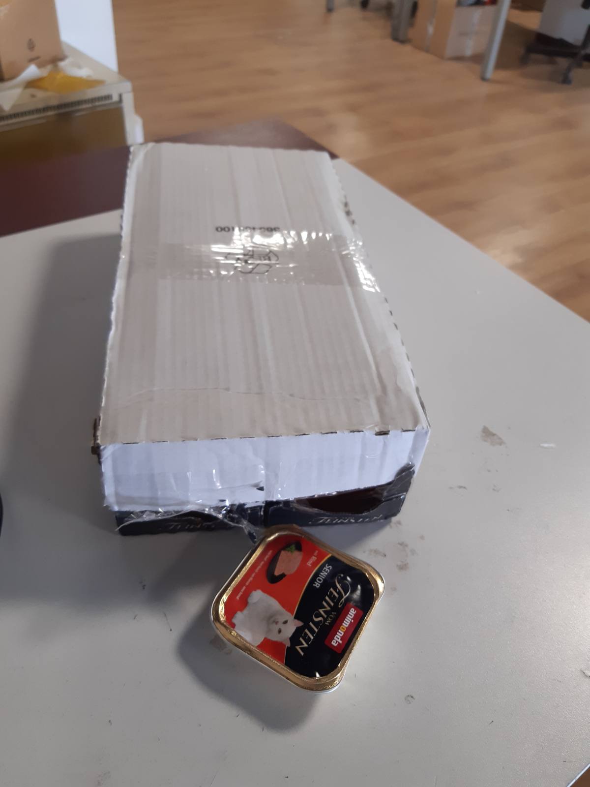 293249 - ANIMONDA Ushqim i lagësht për mace vom Feinsten Senior me mish viçi, 32 x 100g, pa drithëra, pa sheqer, për mace 7 vjeç e lart