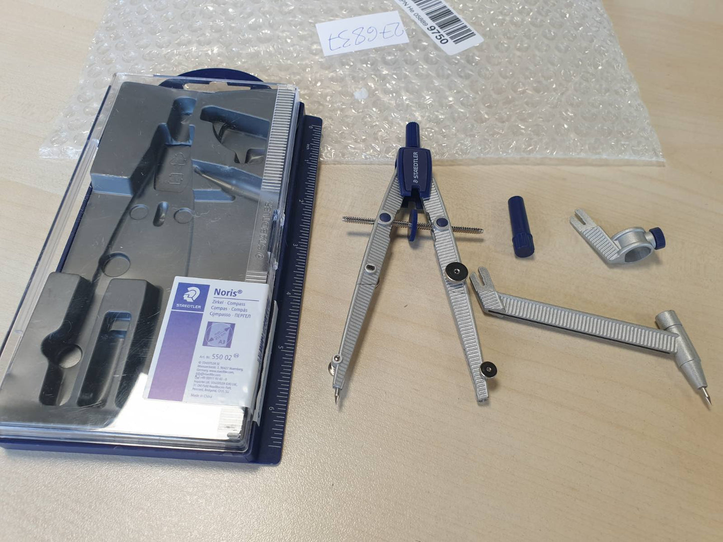 276837 - Staedtler Noris 550, Busull shkolle precize me rregullim mikrometrik, Kuti me adaptor dhe zgjatim universal