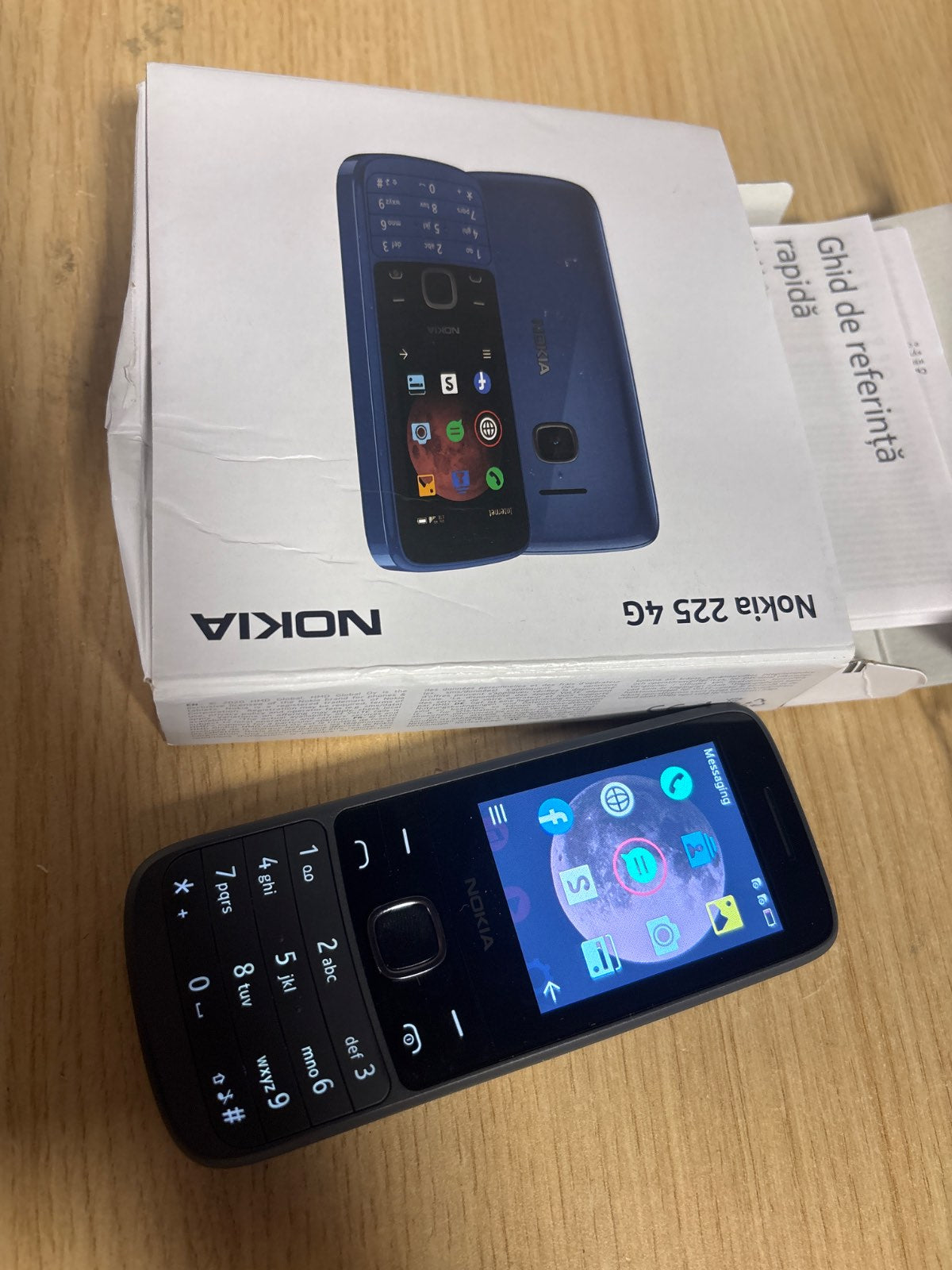 292489 - NOKIA 225 4G, 0.06 GB, Telefon 2.4 inç, pa kartë SIM, dy karta SIM, i zi