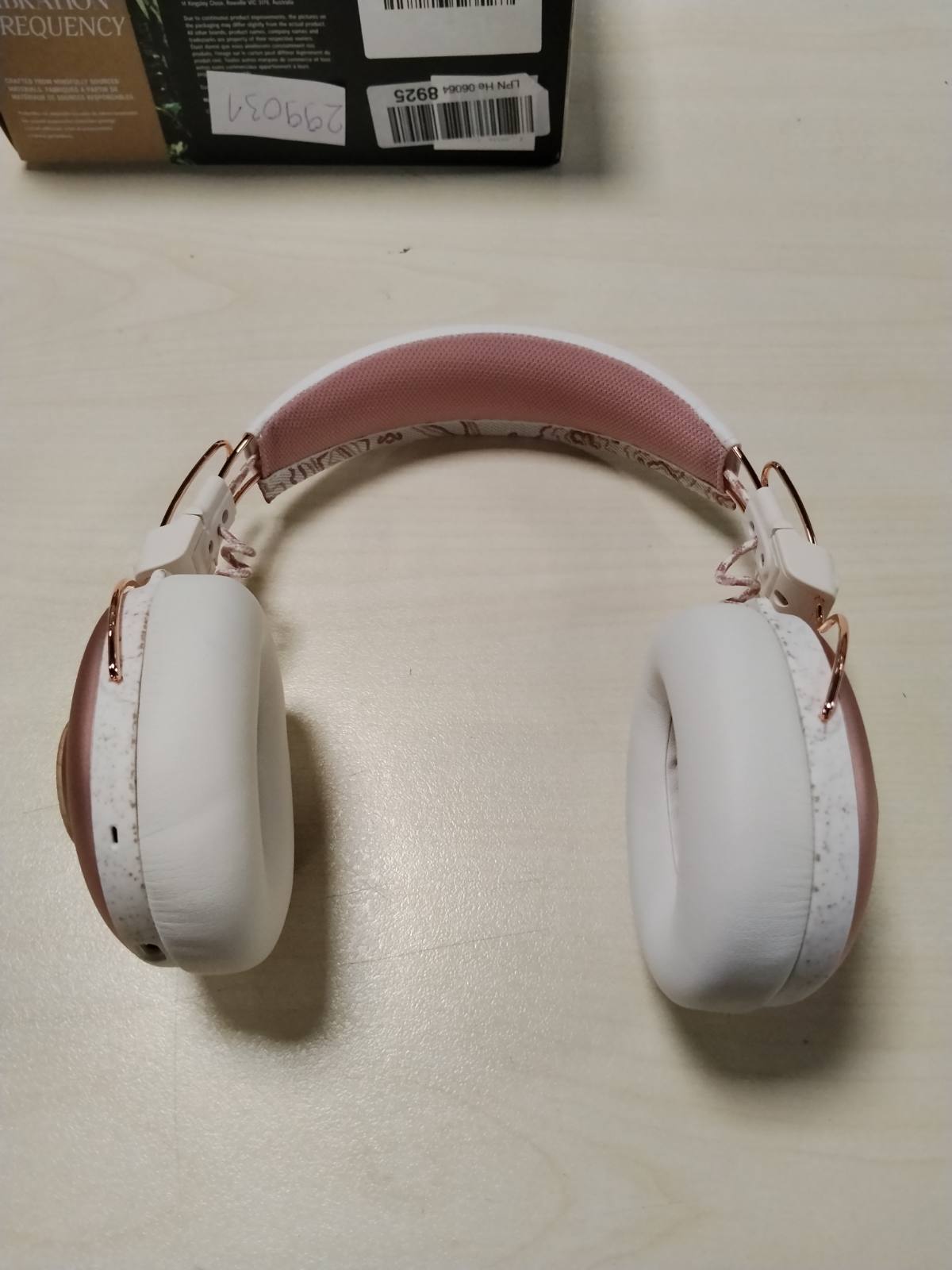 299031 - MARLEY Kufje Pa Tel me Frekuencë Vibrimi Pozitive - Bluetooth, Mikrofon, 34 orë, Izolim Pasiv i Zhurmës, Materiale të Qëndrueshme, Bakër