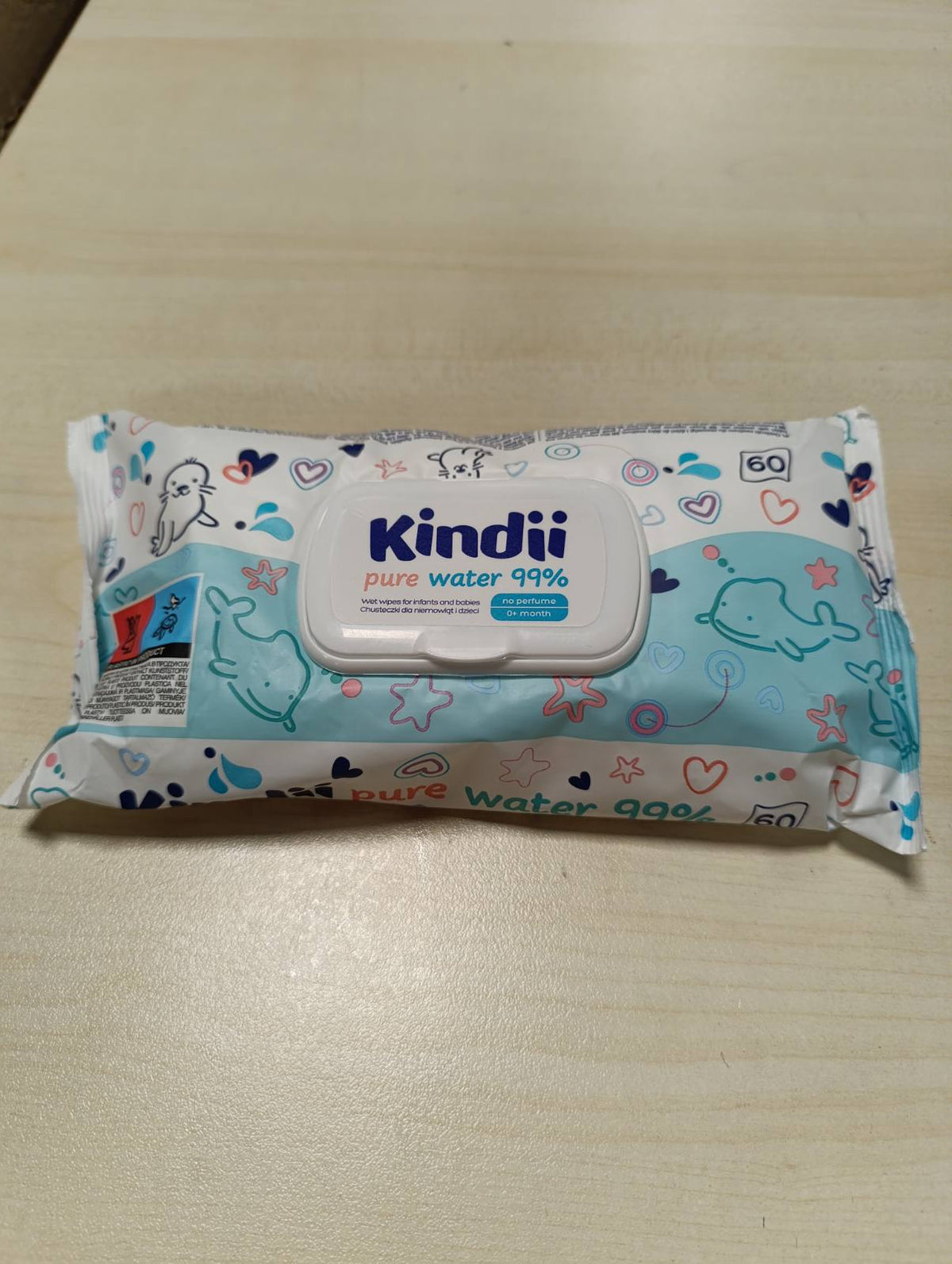 319237 - Kindii Peceta për foshnje me ujë të pastër 99% – (1 x 60 copë) - pa aromë, të testuara dermatologjikisht, për lëkurë të ndjeshme