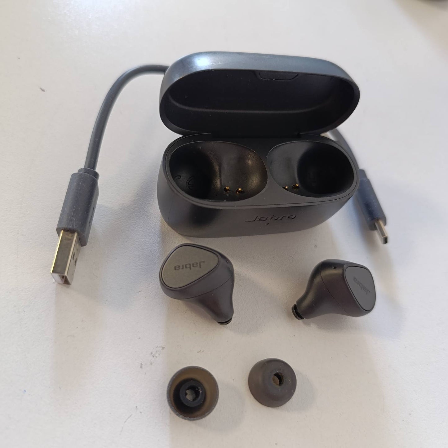 276150 - Jabra Kufje Elite 4, pa tel, anulim aktiv të zhurmës, Bluetooth, Spotify Tap Playback, Google Fast Pair, Microsoft Swift Pair, Multipoint, ngjyra: Gri e errët