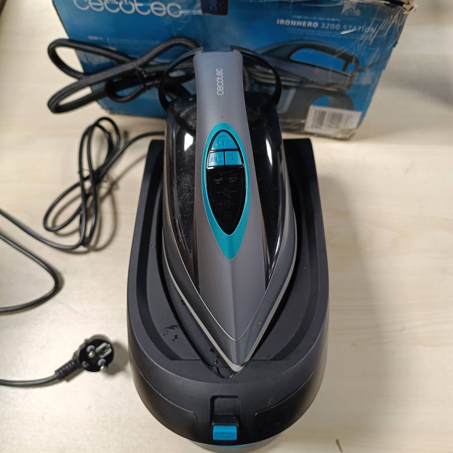 277370 - CECOTEC Gjenerator avulli horizontal IronHero 3200, 3200 W, 8 bare, Avull i vazhdueshëm 150 g/min, Shtim avulli 420 g/min, Pllakë Turbo Slide, Fikje automatike, Cyclo Clean