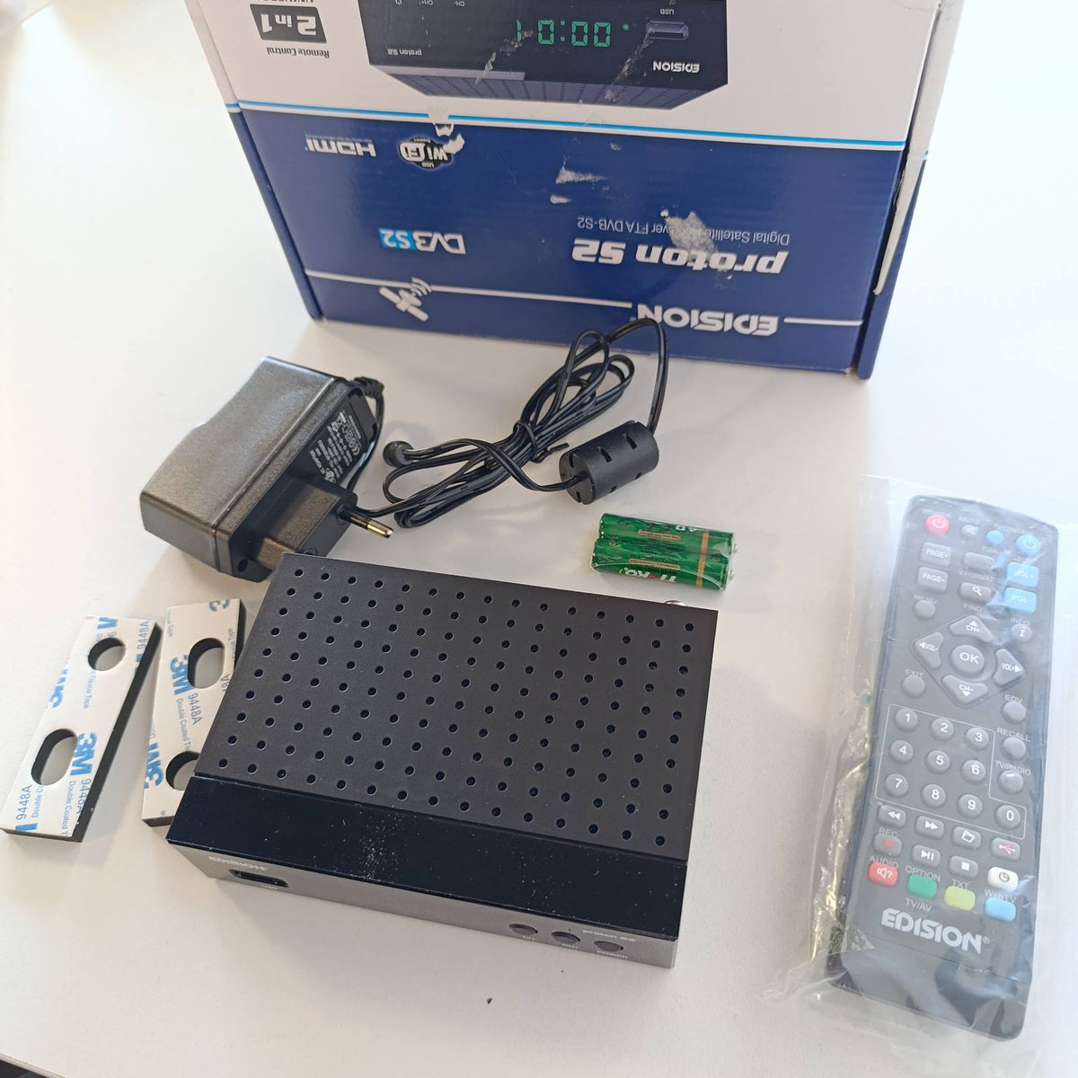 295956 - EDISION PROTON S2 Marrës Satelitor Full HD FTA, i pajtueshëm me DVB-S2, telekomandë 2-në-1, HDMI, SCART, S/PDIF