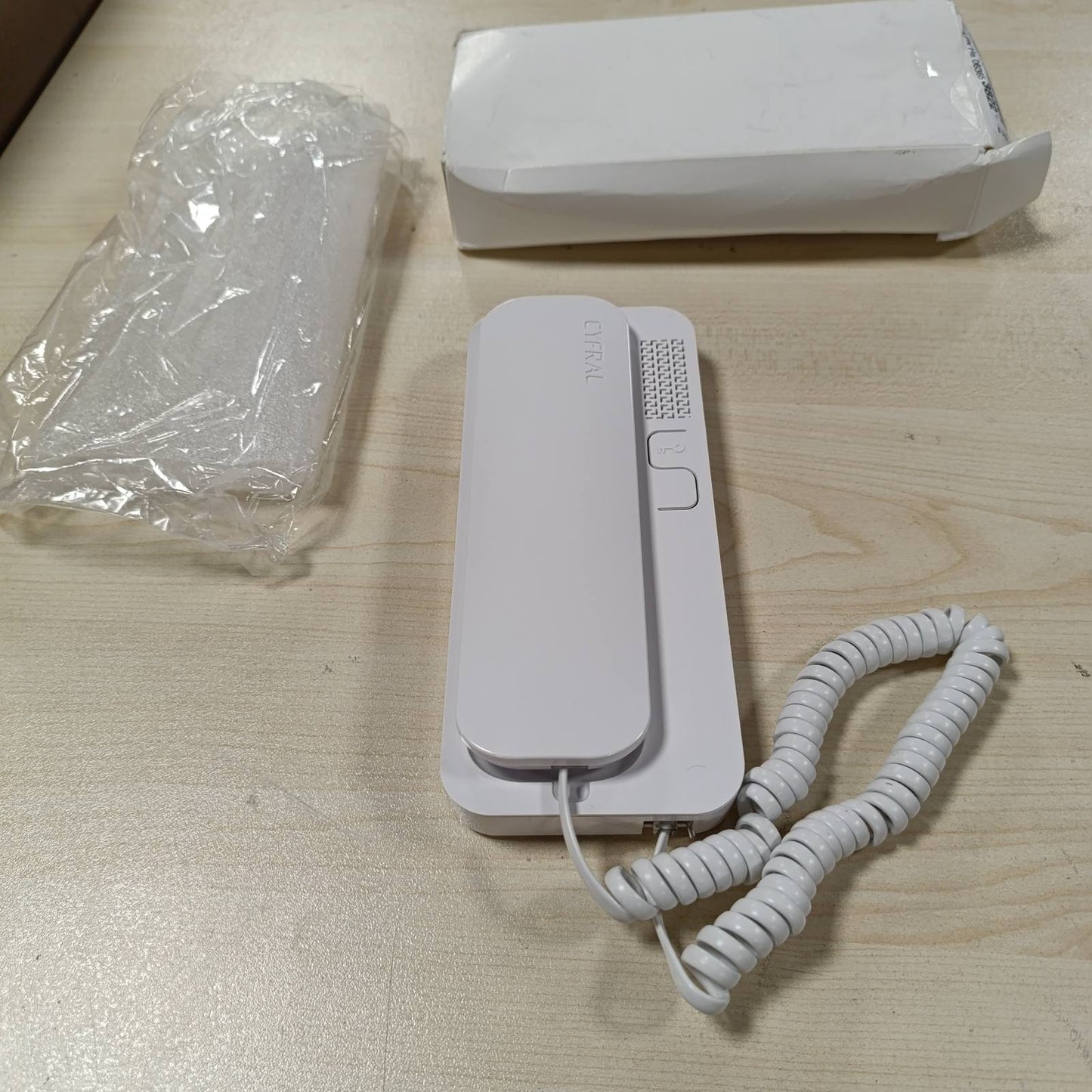 292828 - CYFRAL 5902768850789 Smart5P Smart 5p Haustelefon 4 Plus N, sistem tërheqjeje 4, 5, 6, i bardhë