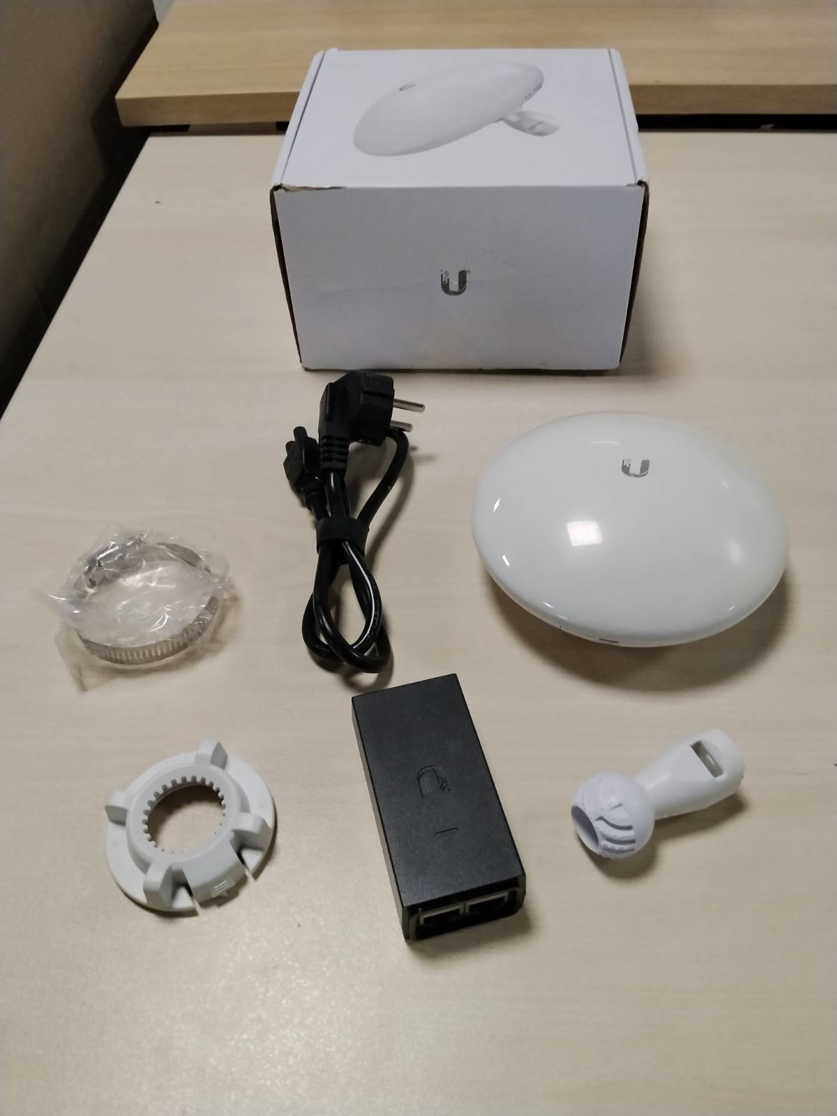 299058 - UBIQUITI NBE-M5-16